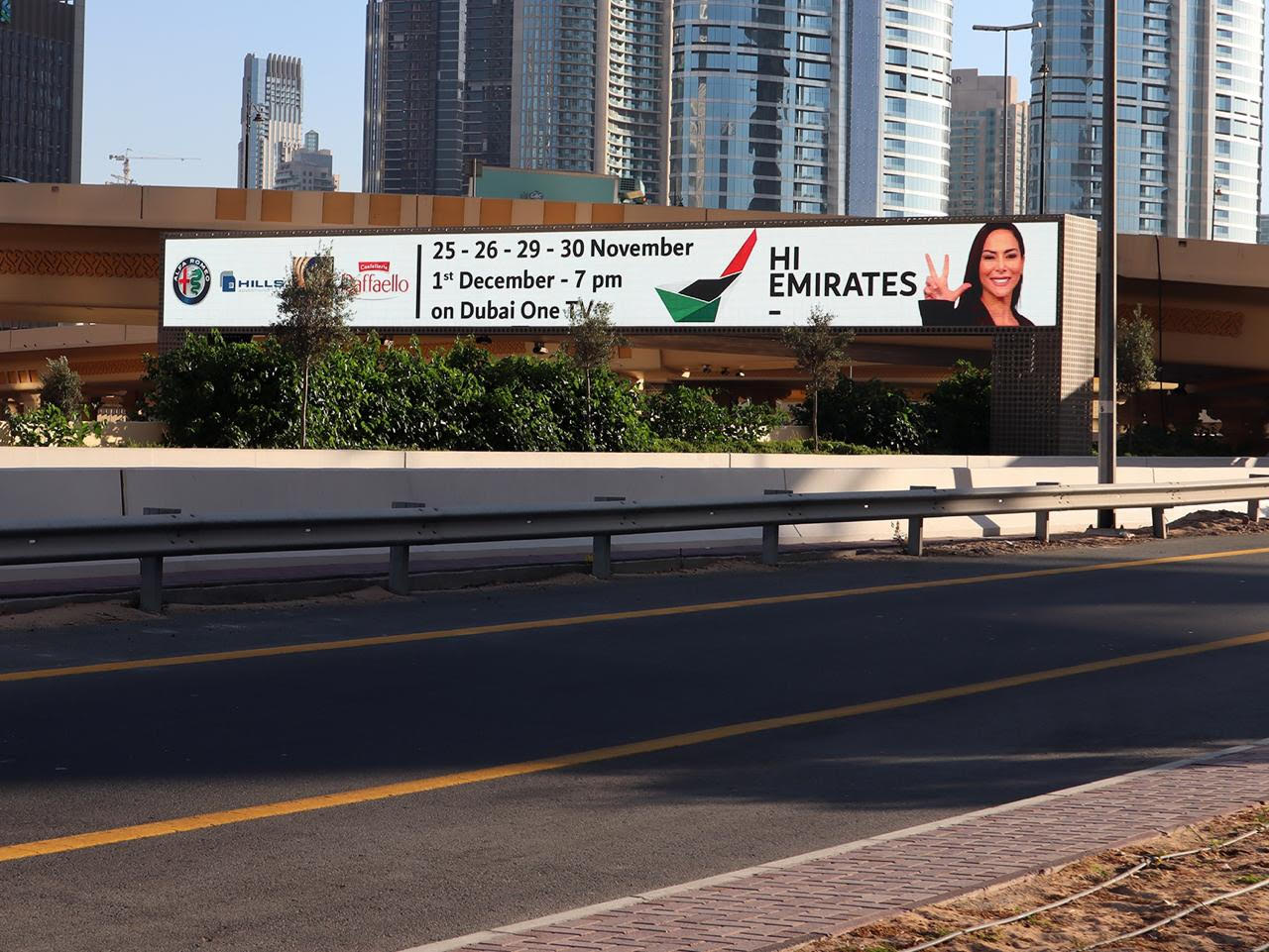 Benedetta Paravia Hi Emirates cartelloni