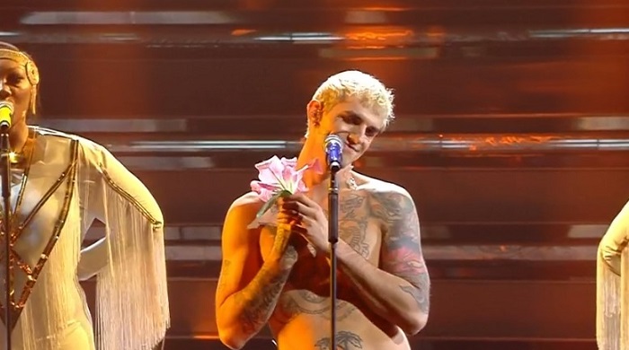 Sanremo 2022 prima serata Achille Lauro