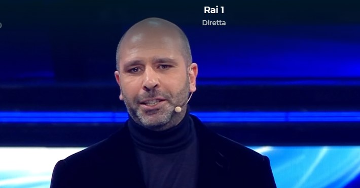 Sanremo 2022 diretta 2 febbraio Checco Zalone