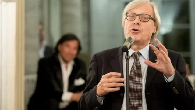 Piazzapulita 6 aprile Vittorio Sgarbi