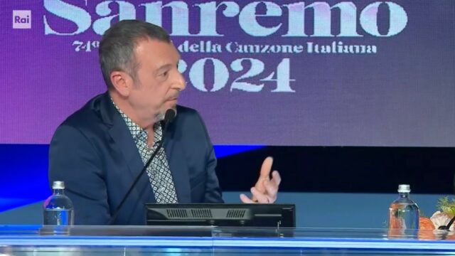 Sanremo 2024 conferenza stampa 7 febbraio conduttore